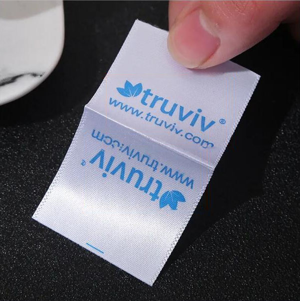 Varför är Wash Care -etiketter på varje kläder?